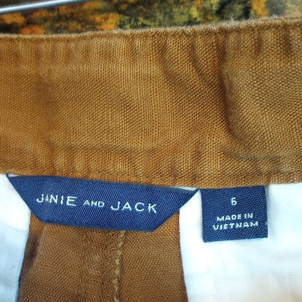 Janie and Jack Boys Tan Cargo Shorts - Picture 5 of 6